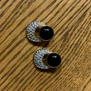 Elegant Black and Gold Earrings Fifth Avenue